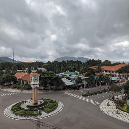 Sao Mai Hotel Chi Khu Co Ong Екстериор снимка