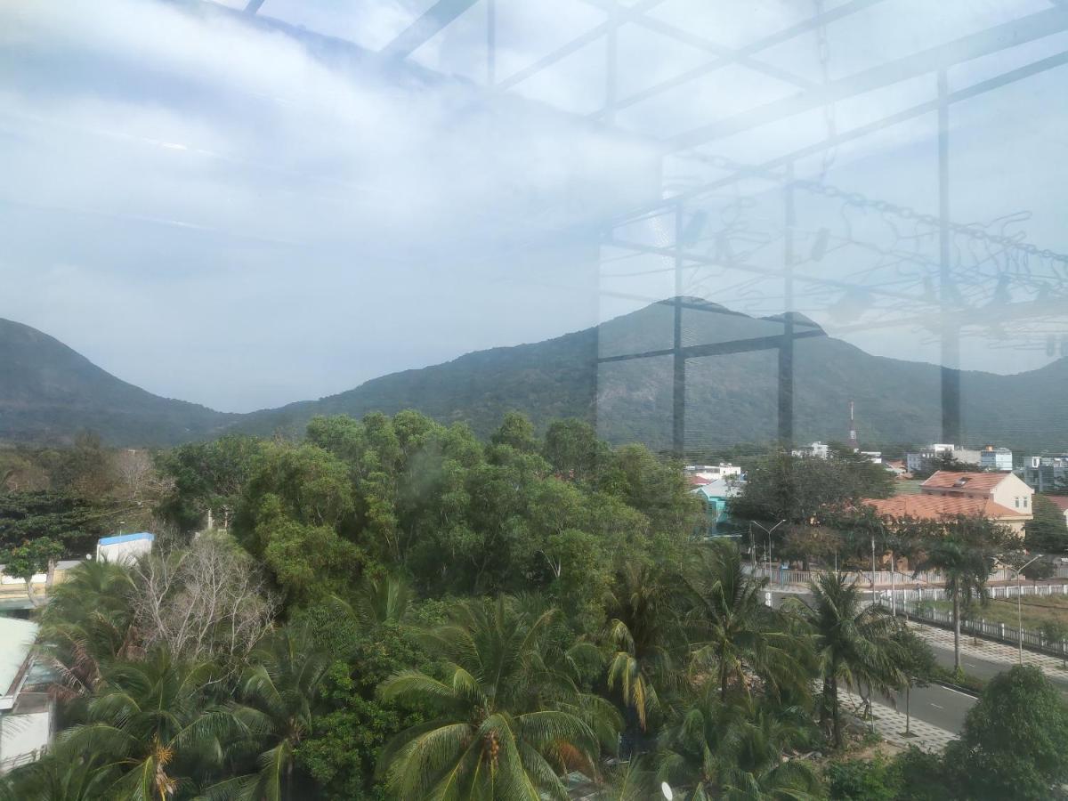 Sao Mai Hotel Chi Khu Co Ong Екстериор снимка